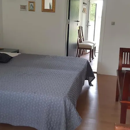 Bed & Breakfast Karens Bakke 2